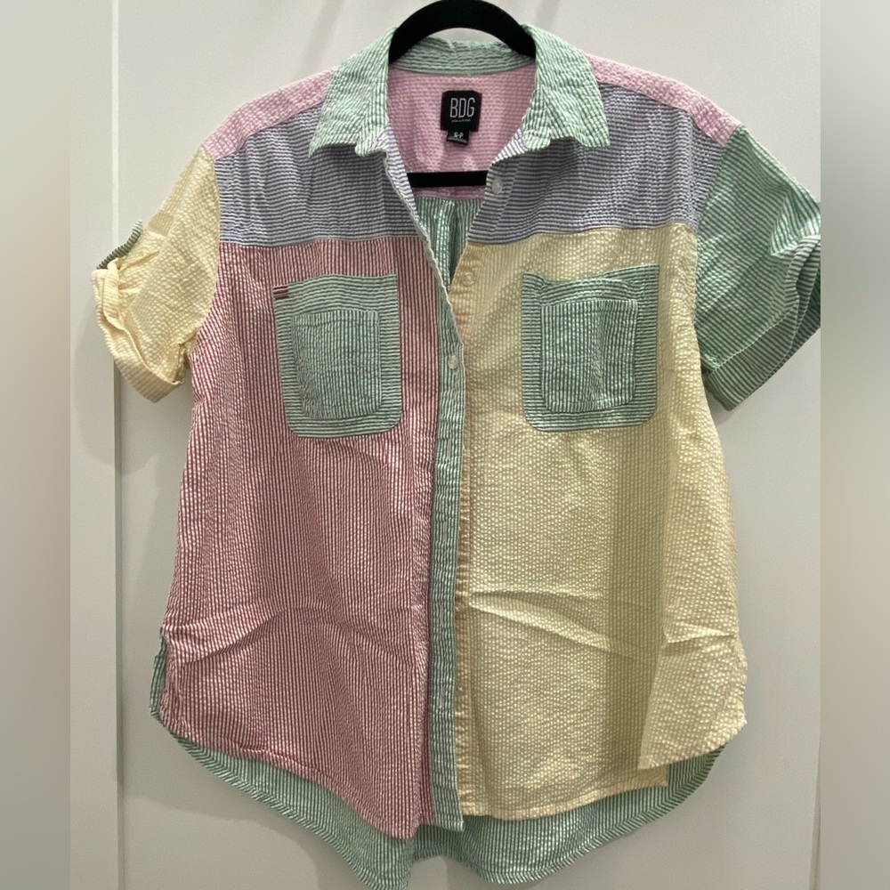 BDG Urban Outfitters. Colorblock Casual Button Down Shirt Women’s sz small